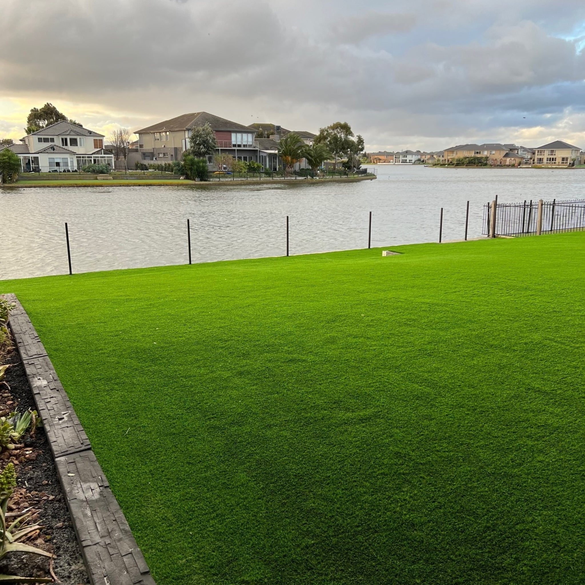 artificial grass synthetic turf fake lawn dog friendly grass ausgrass near me