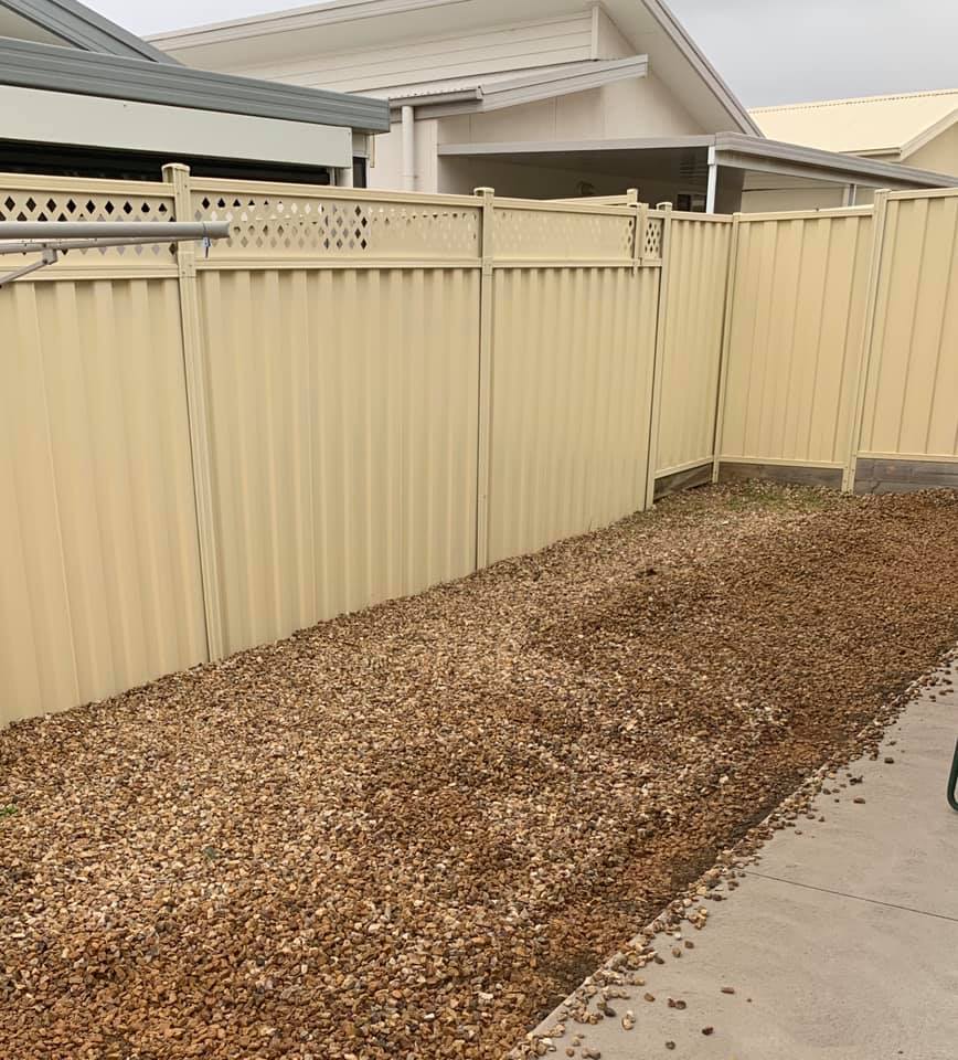 Backyard after All Green 40 artificial grass installation
