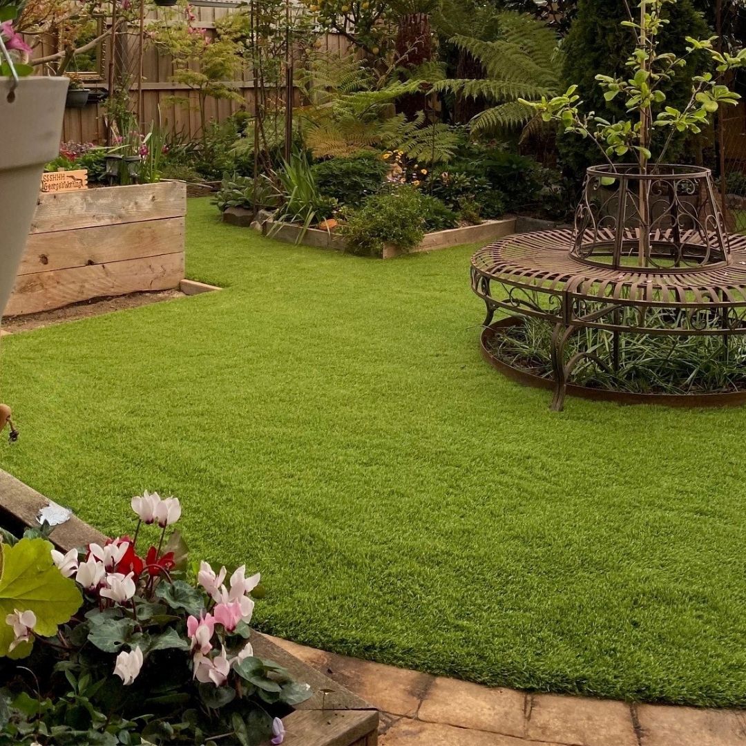 Emerald 35 installed in a residential backyard