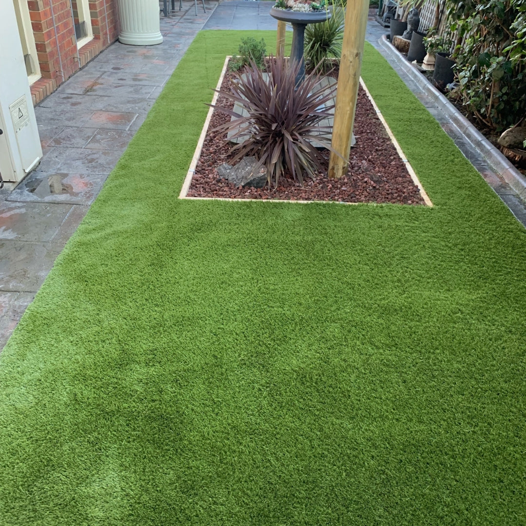 emerald green fake turf installation
