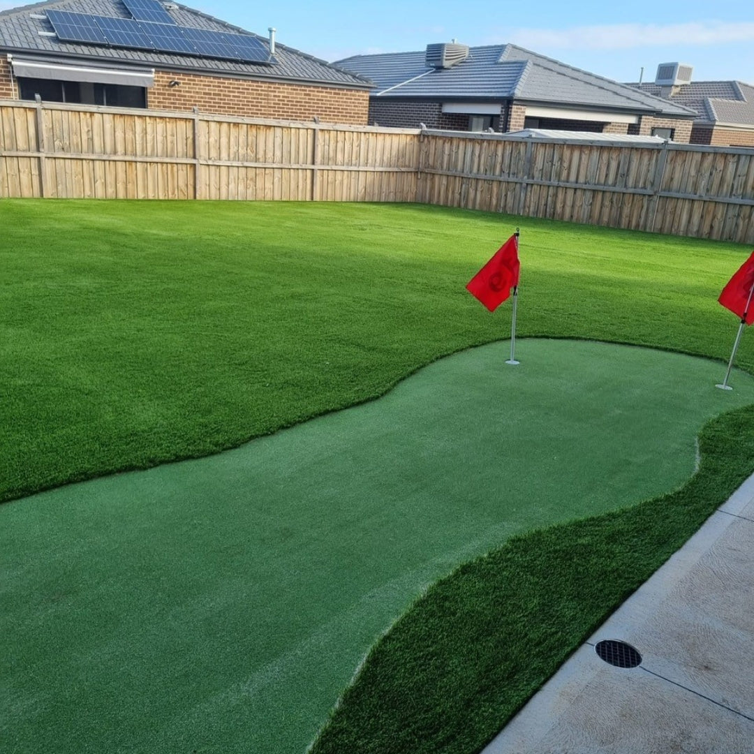 Ausgrass Golf Putting Pro installed putting green